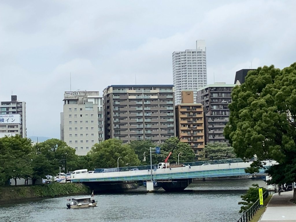 広島駅前大橋から