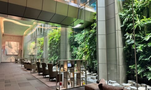 三田ガーデンヒルズのアーケードギャラリー（スムラボ）住井はな